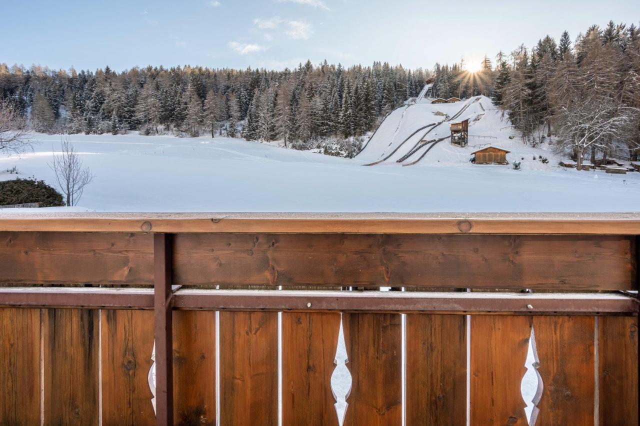 Ferienwohnung Haus Zur Vogelweide App 2 Toblach Exterior foto